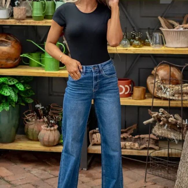 2025 New Women's High-Waisted Straight-Leg Jeans - Vintage Washed Dark Blue Denim, Slim Fit with Built-In Zipper Closure, Machine Washable Casual Pants for All-Season Versatile Style